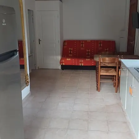 Century 21 Aparthotel